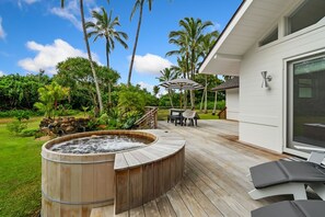 House, 2 Bedrooms | Property grounds - Coconut Hut 2 Bedroom Home by RedAwning (Kilauea)