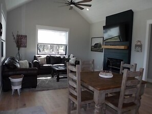 TV, fireplace - Spring Branch Cottages "Texas Redbud" (Comal County)