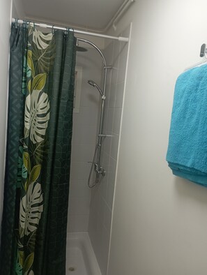 Towels, toilet paper