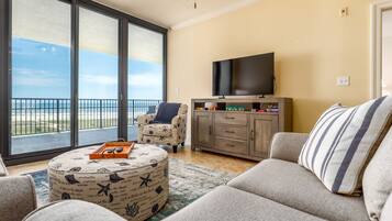 公寓客房, 3 間臥室 | 起居區