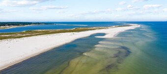 Wave Watcher - Holiday Isle #609 3 Bedroom Condo by RedAwning