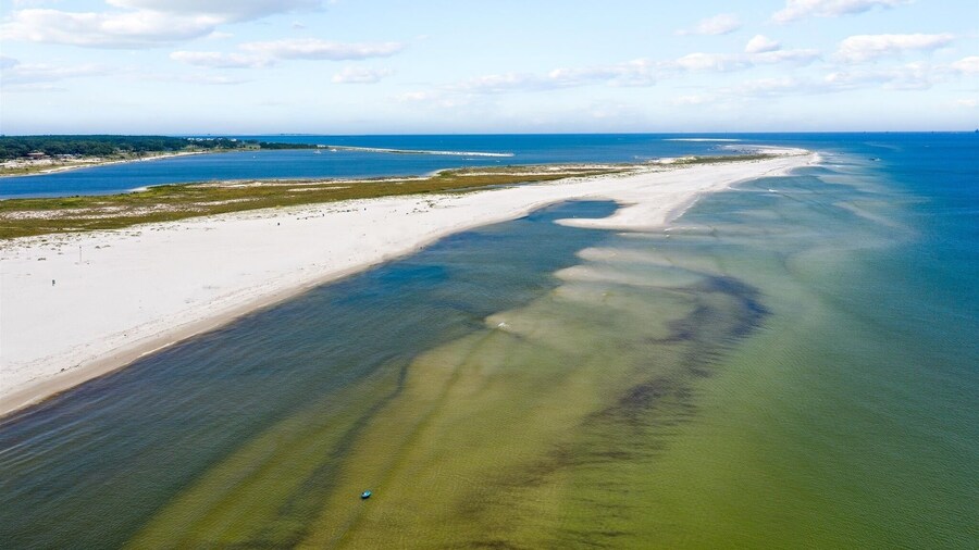 Wave Watcher - Holiday Isle #609 3 Bedroom Condo by RedAwning