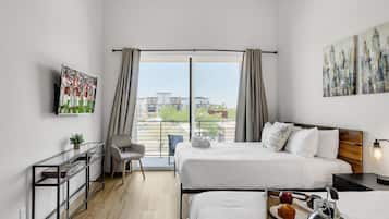 2 slaapkamers, een strijkplank/strijkijzer, reisbedje, gratis wifi