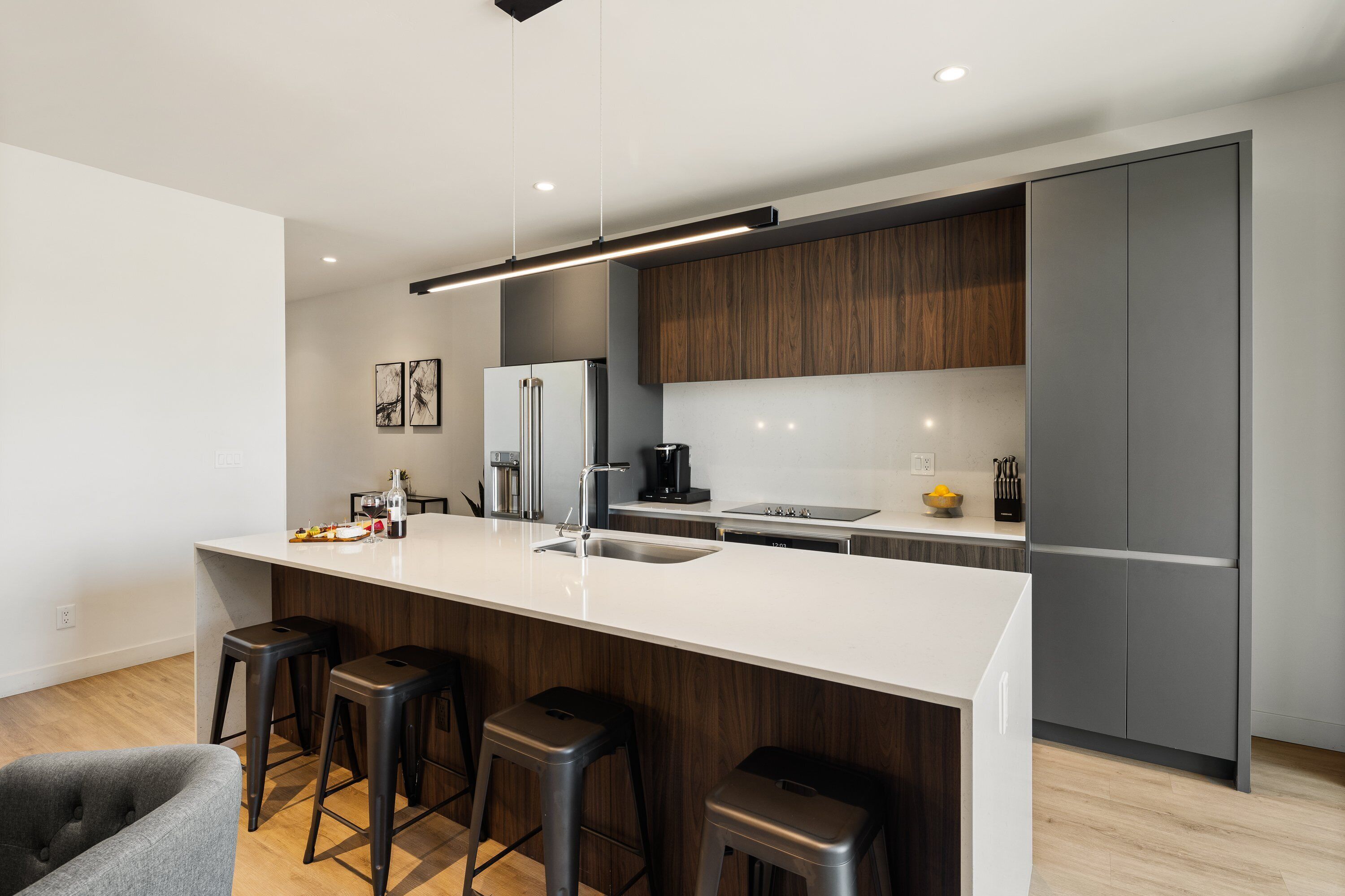Moxie - Modern Luxe - Heart of Old Town