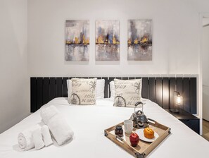 2 bedrooms, iron/ironing board, travel crib, free WiFi