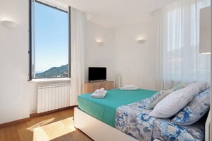 3 dormitorios, tabla de planchar con plancha, wifi gratis y ropa de cama