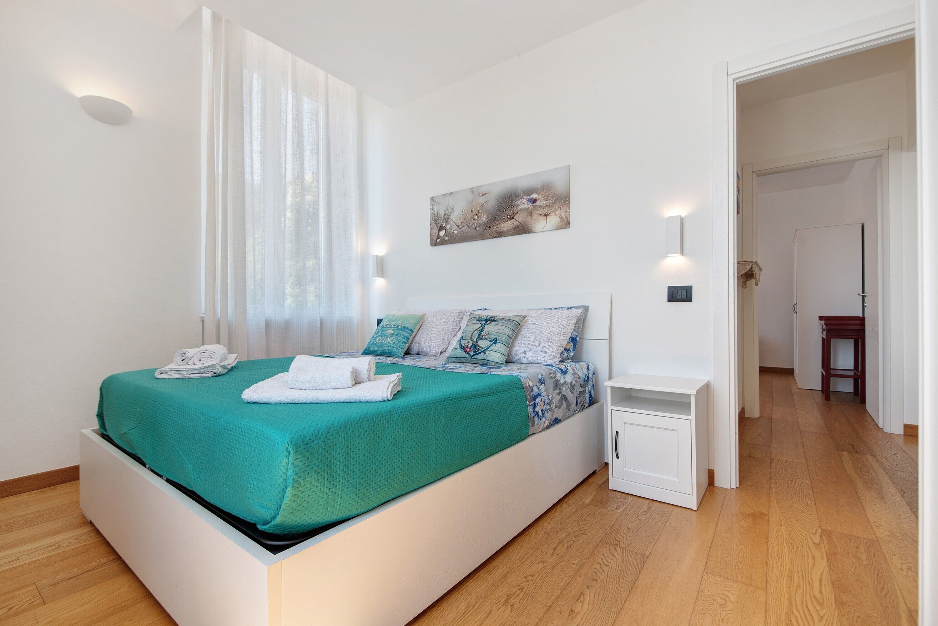 3 bedrooms, iron/ironing board, free WiFi, bed sheets