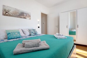 3 bedrooms, iron/ironing board, free WiFi, bed sheets - Holiday Home 'Casa Dica San Lorenzo' with Sea View, Private Terrace and Wi-Fi (Santa Margherita Ligure)