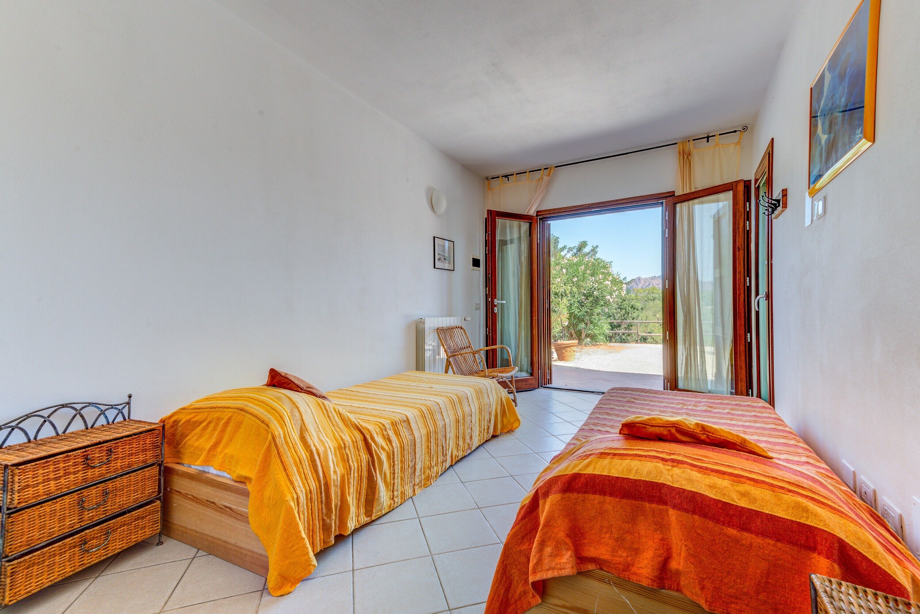 1 quarto, Wi-Fi de cortesia, roupa de cama