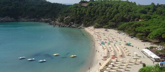 Holiday Home 'L' Elicriso' with Sea View, Wi-Fi and Air Conditioning