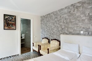 1 室のベッドルーム、アイロン / アイロン台、WiFi (無料)、ベッドシーツ