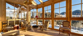 Holiday Home 'Lexn Radein' with Mountain View, Wi-Fi and Air Conditioning