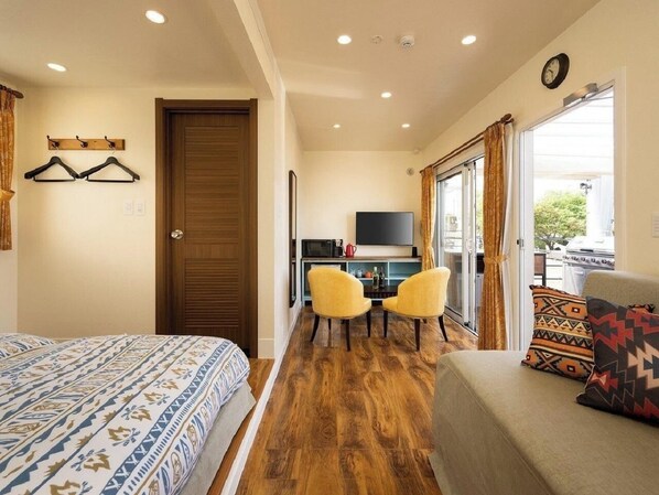 1 bedroom, desk, free WiFi