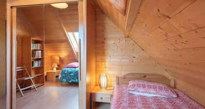 Holiday Home 'Kojonomai' with Private Terrace, Wi-Fi and Air Conditioning