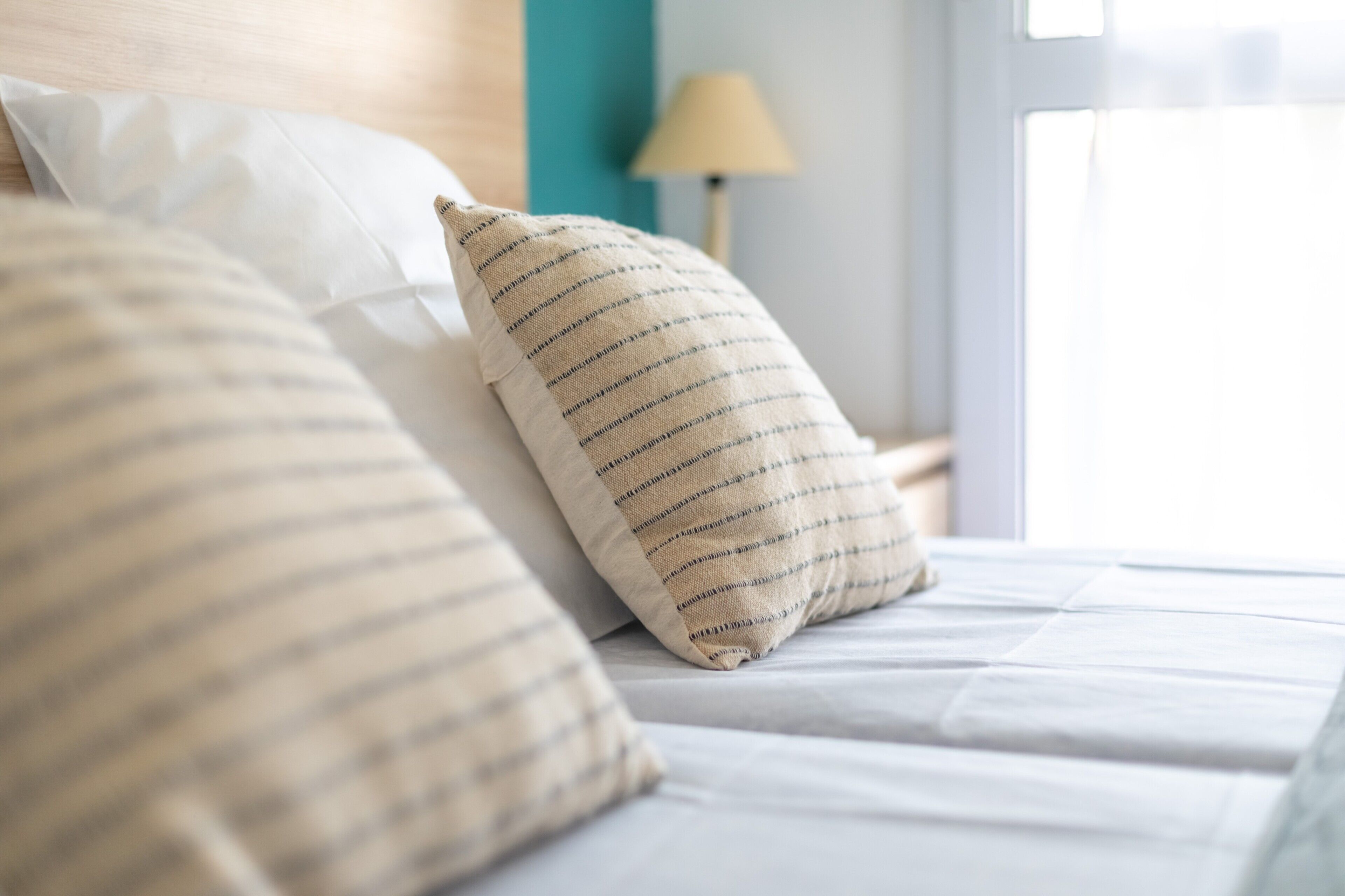 1 camera, ferro/asse da stiro