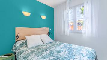 1 bedroom, iron/ironing board