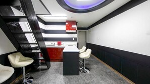 Habitación básica, 1 habitación (topaz) | 1 dormitorio y wifi gratis