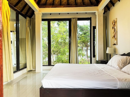 Suite, Balcony, Sea View | Free WiFi