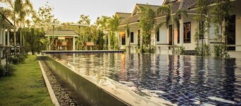 Thanawong Pool Villa