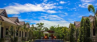 Thanawong Pool Villa