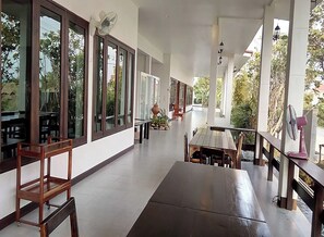 Meeting facility - Thanawong Pool Villa (Sukhothai)