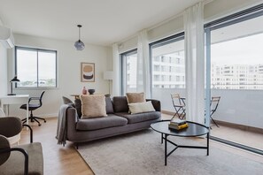 电视、立体声音响