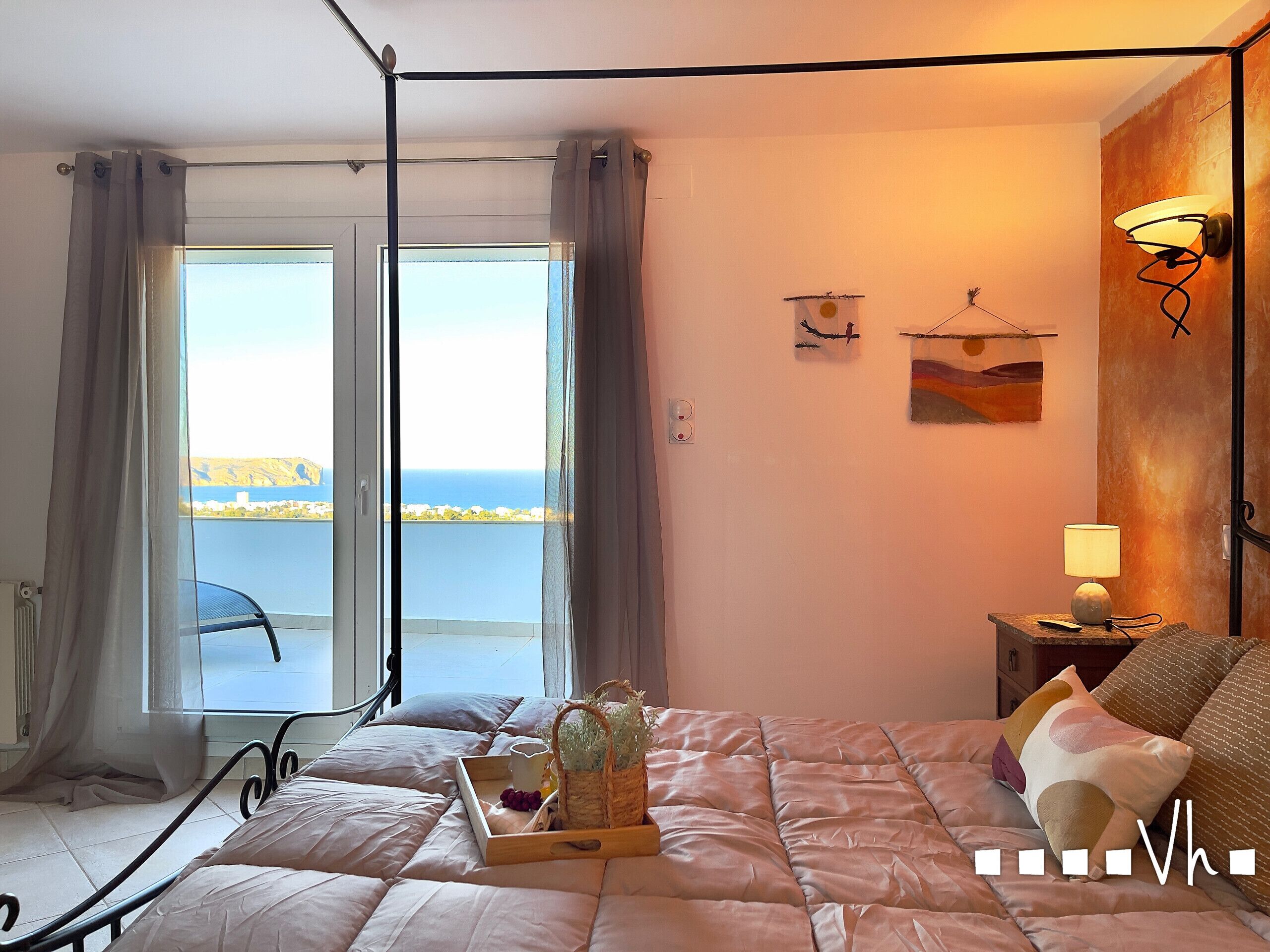 4 slaapkamers, een strijkplank/strijkijzer, gratis wifi, beddengoed