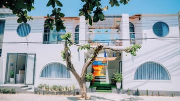 Mặt tiền nơi lưu trú
