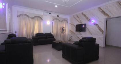 White House Service Apartment