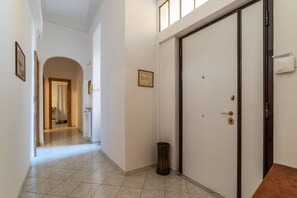 Interior - GuestHost - Piazza Nievo in Trastevere Cozy Apartment (Roma)