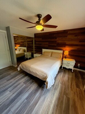 3 bedrooms, iron/ironing board, travel cot, free WiFi