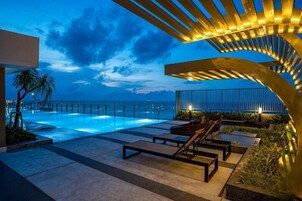 2 outdoor pools, open 6:00 AM to 9:00 PM, sun loungers