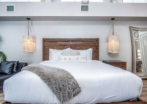 1 soverom, strykejern/-brett, wi-fi (inkludert) og sengetøy