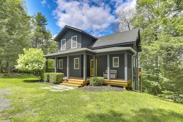 Narrowsburg Vacation Rental | 3BR | 2.5BA | Stairs Required | 1,424 Sq Ft