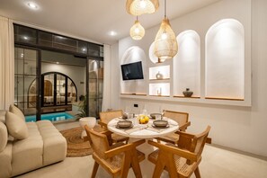 Dining - Brand New 2BR Villa w/ Rice Field Views in Pererenan (Pererenan)