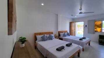 Free WiFi, bed sheets