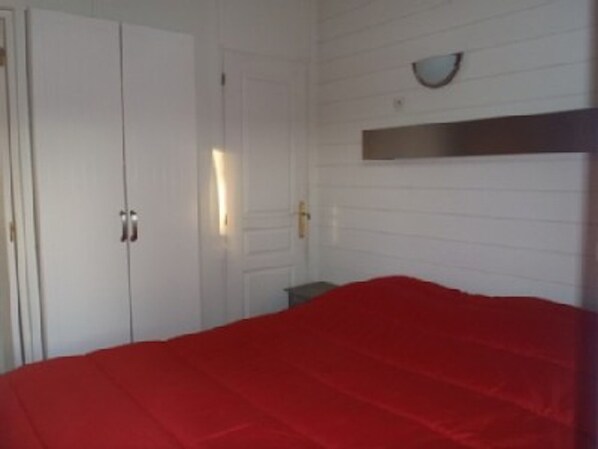 2 bedrooms, iron/ironing board - Chalet near saint Tropez (Gassin)