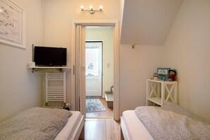 2 Schlafzimmer, Bügeleisen/Bügelbrett, kostenloses WLAN, Bettwäsche