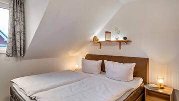 3 bedrooms, free WiFi, bed sheets