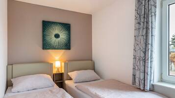 2 bedrooms, free WiFi, bed sheets