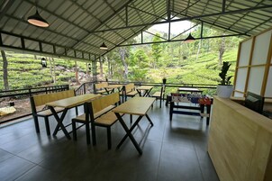 Desayuno continental incluido todos los días 