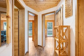 Interior - Apartment 'Wohnung Mühlstein' with Private Terrace, Private Garden and Wi-Fi (Vöhrenbach)