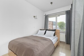 Apartment, 3 Bedrooms, Pool Access, Mountain View | 3 bedrooms, individually decorated, cribs/infant beds, bed sheets - Zakopane 3-bedroom Apartment by Renters (Zakopane)