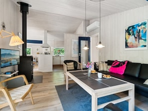 TV, fireplace - "Freija" - 800m from the sea by Interhome (Nexø)