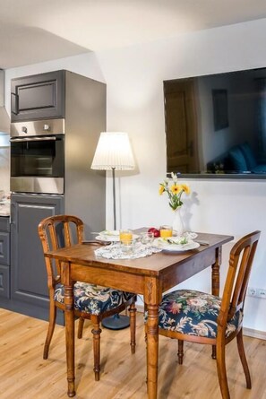 Dining - Vacation apartment Lindenblick 42 sqm for max. 2 persons (Obing)