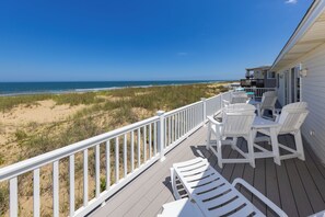 Property grounds - An Octopus Hug, Oceanfront, Dog Friendly, 4 Bd. (Virginia Beach)