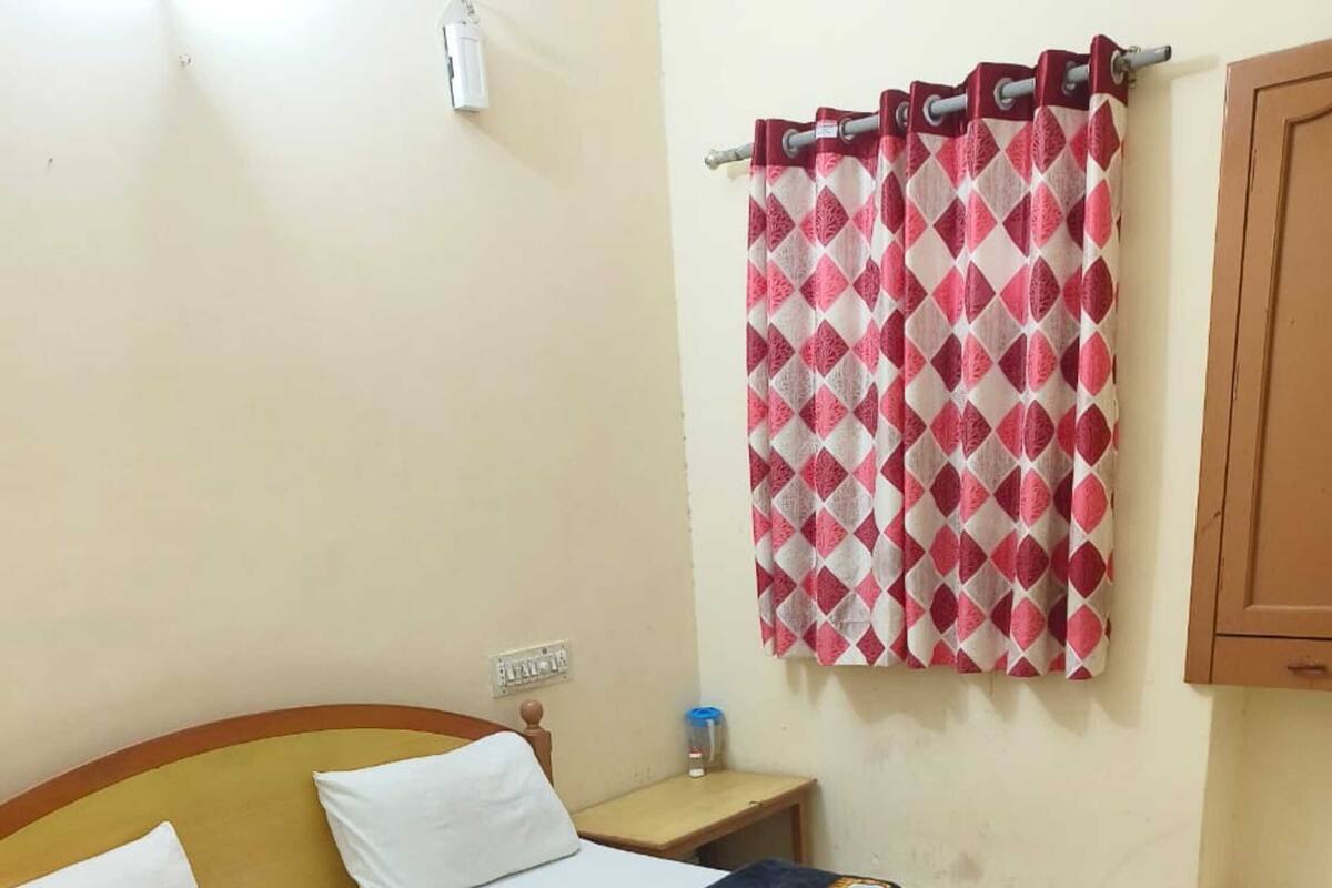 Habitación Deluxe, balcón | Escritorio, espacio para trabajar con laptop y wifi gratis