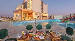 Seasonal outdoor pool