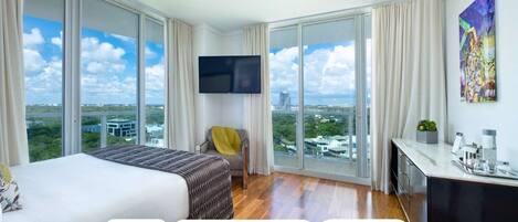 1 bedroom, iron/ironing board, travel crib, WiFi