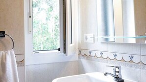 Shower, hair dryer, bidet, towels - 11A02 Casa RTPG  6p (Castrillon)